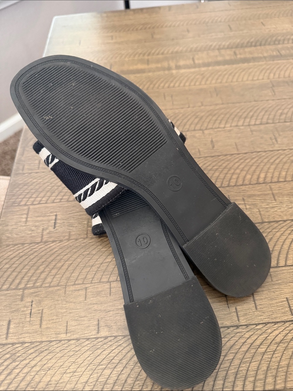 a new day Black & Cream Capri Slide Sandals - Picture 4 of 9